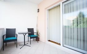 Apartments Baksi